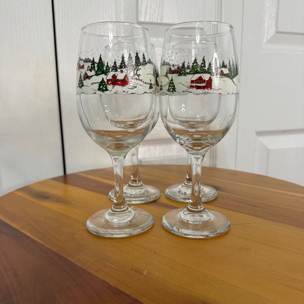 Libbey winter wonderland‎ village wine glasses set of 4